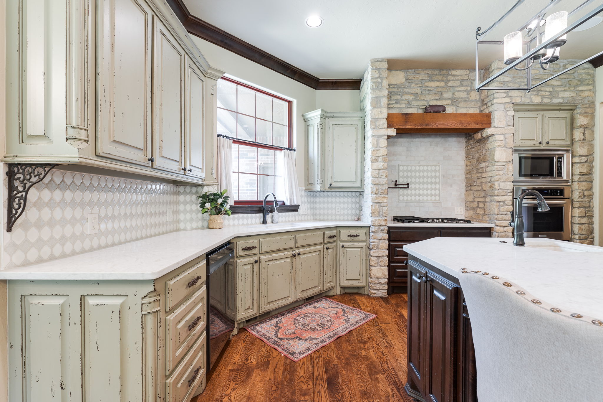  2688 La Belle Rue, Edmond, OK 73034 - 物件實景