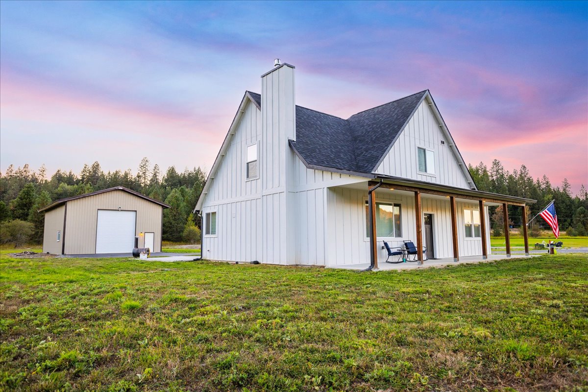 Sagle, Idaho, 83860, United States, 4 Bedrooms Bedrooms, ,3 BathroomsBathrooms,Residential,For Sale,1824083
