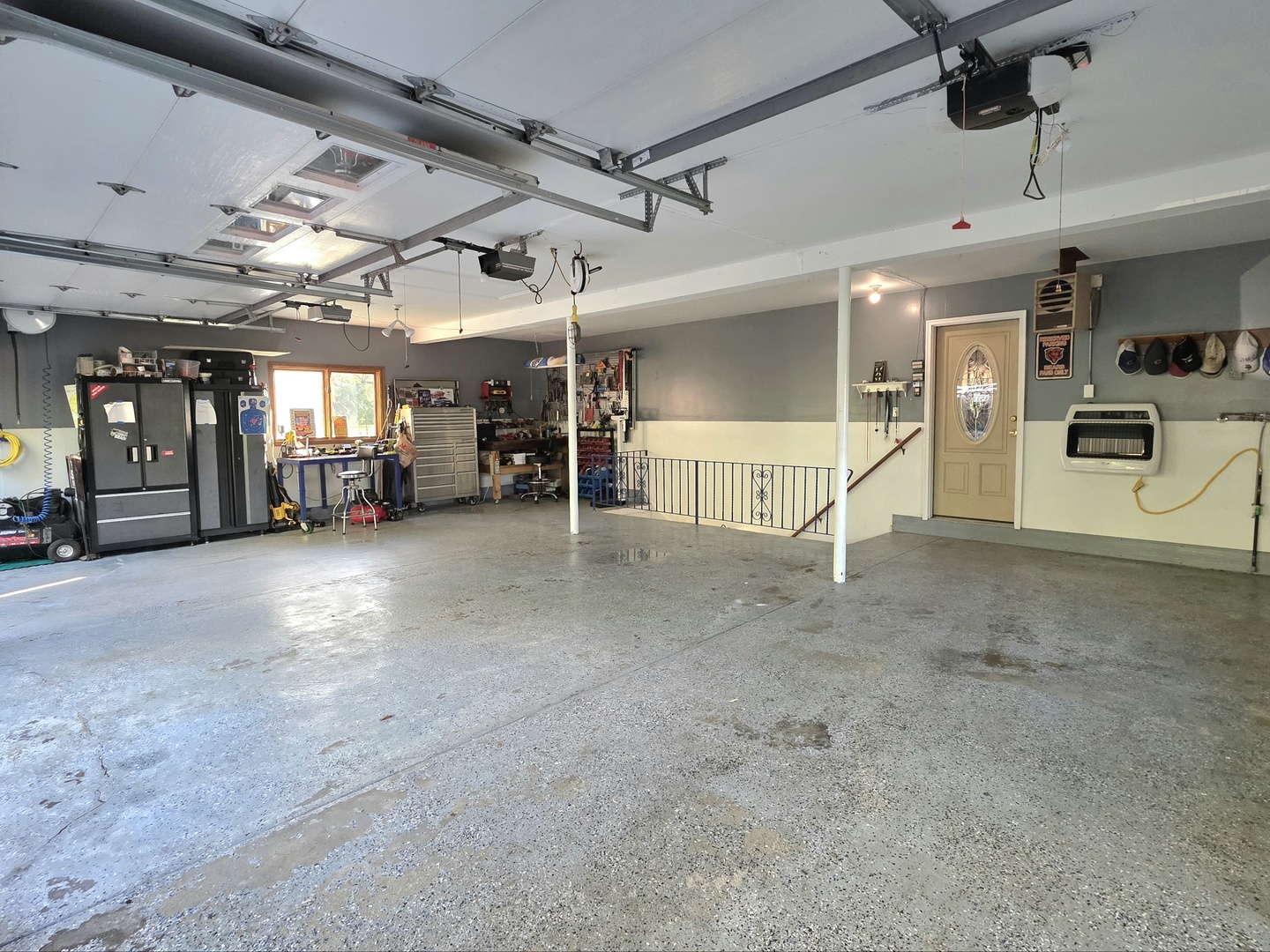 Manhattan, Illinois, 60442, United States, 4 Bedrooms Bedrooms, ,4 BathroomsBathrooms,Residential,For Sale,1979994