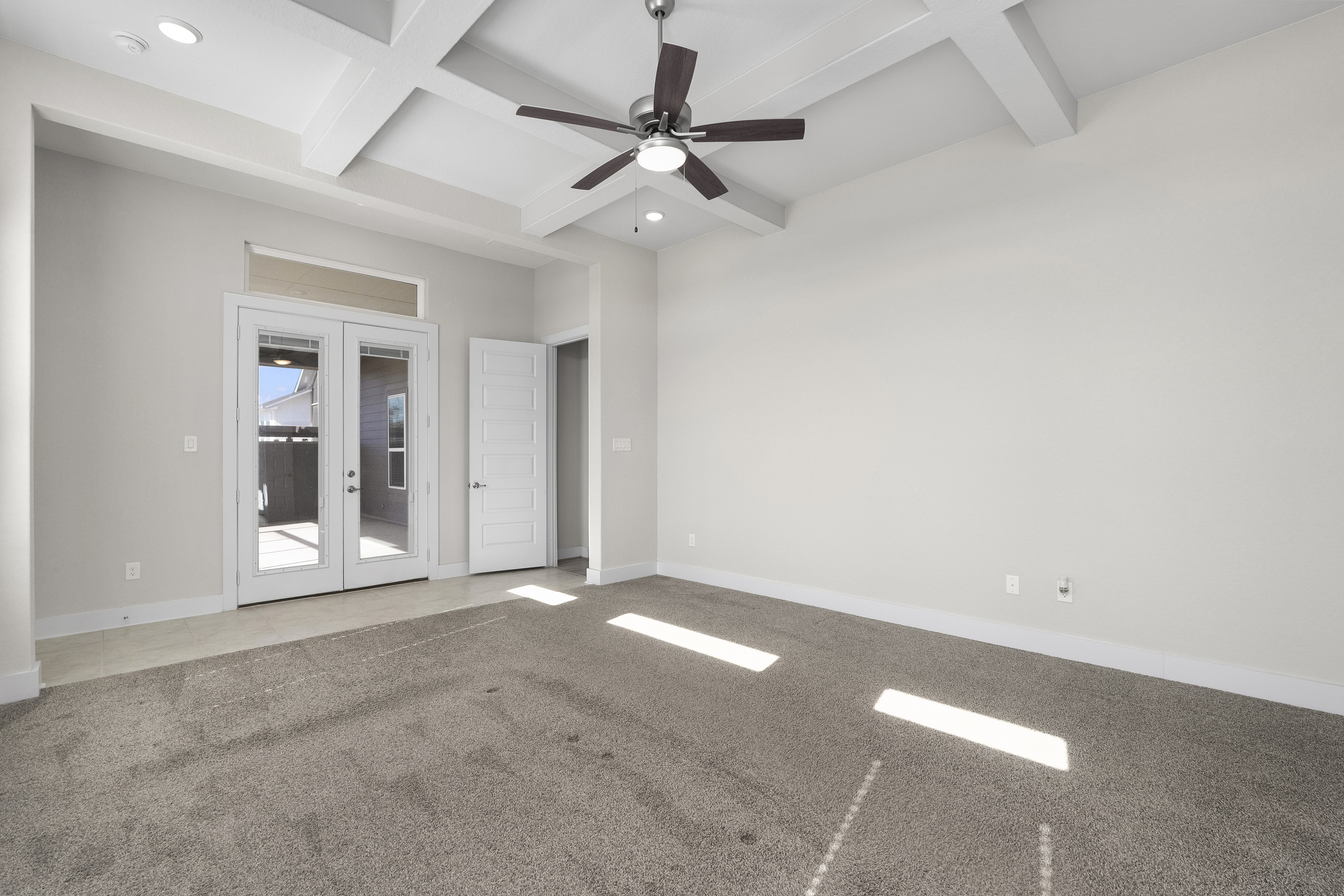  Refined Country Luxury in Gated Harvest Hills - 物件實景