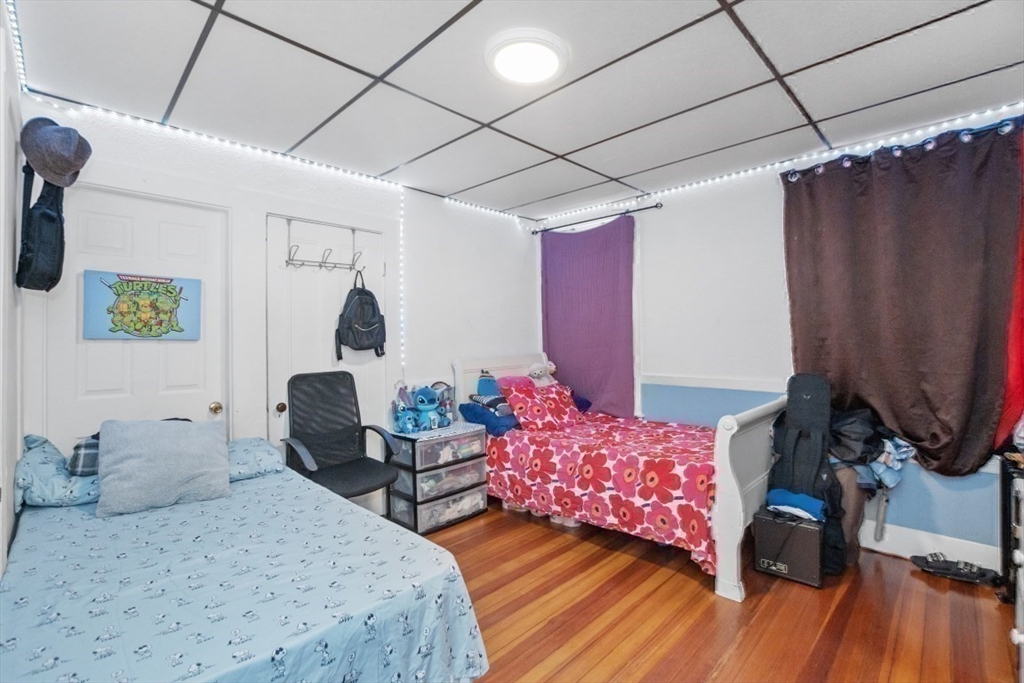 Swampscott, Massachusetts, 01907, United States, 6 Bedrooms Bedrooms, ,3 BathroomsBathrooms,Residential,For Sale,1912101