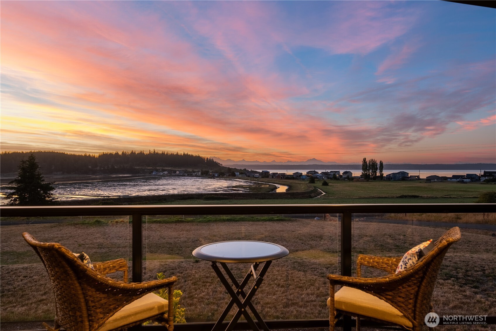 Camano Island, Washington, 98282, United States, 3 Bedrooms Bedrooms, ,2 BathroomsBathrooms,Residential,For Sale,1914159