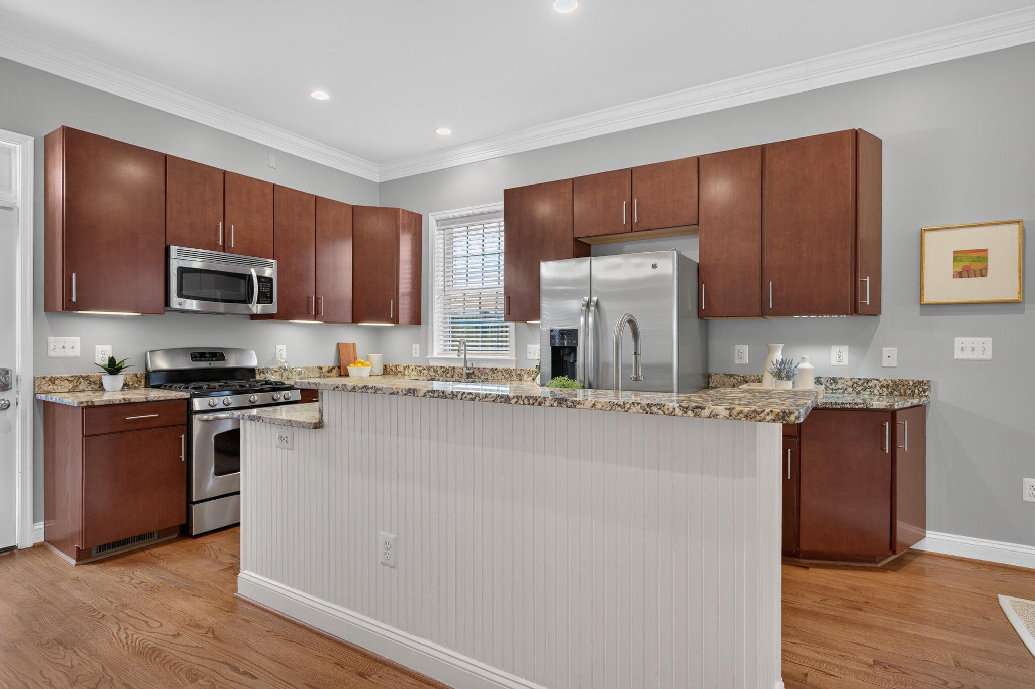  17 E Reed Avenue, Alexandria, VA, 22305 - 物件實景