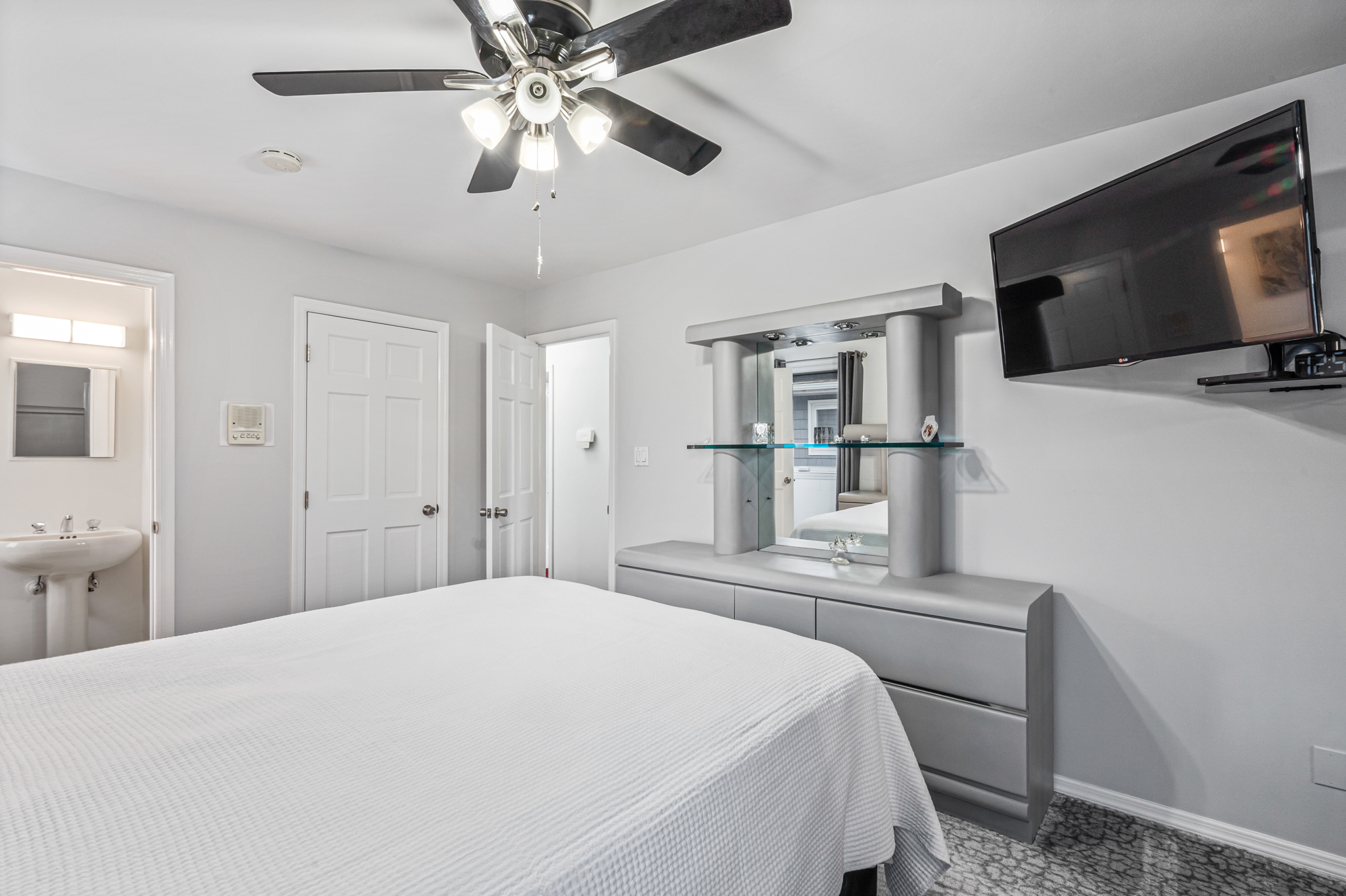  161-26 89th Street, Howard Beach, NY, 11414 - 物件實景