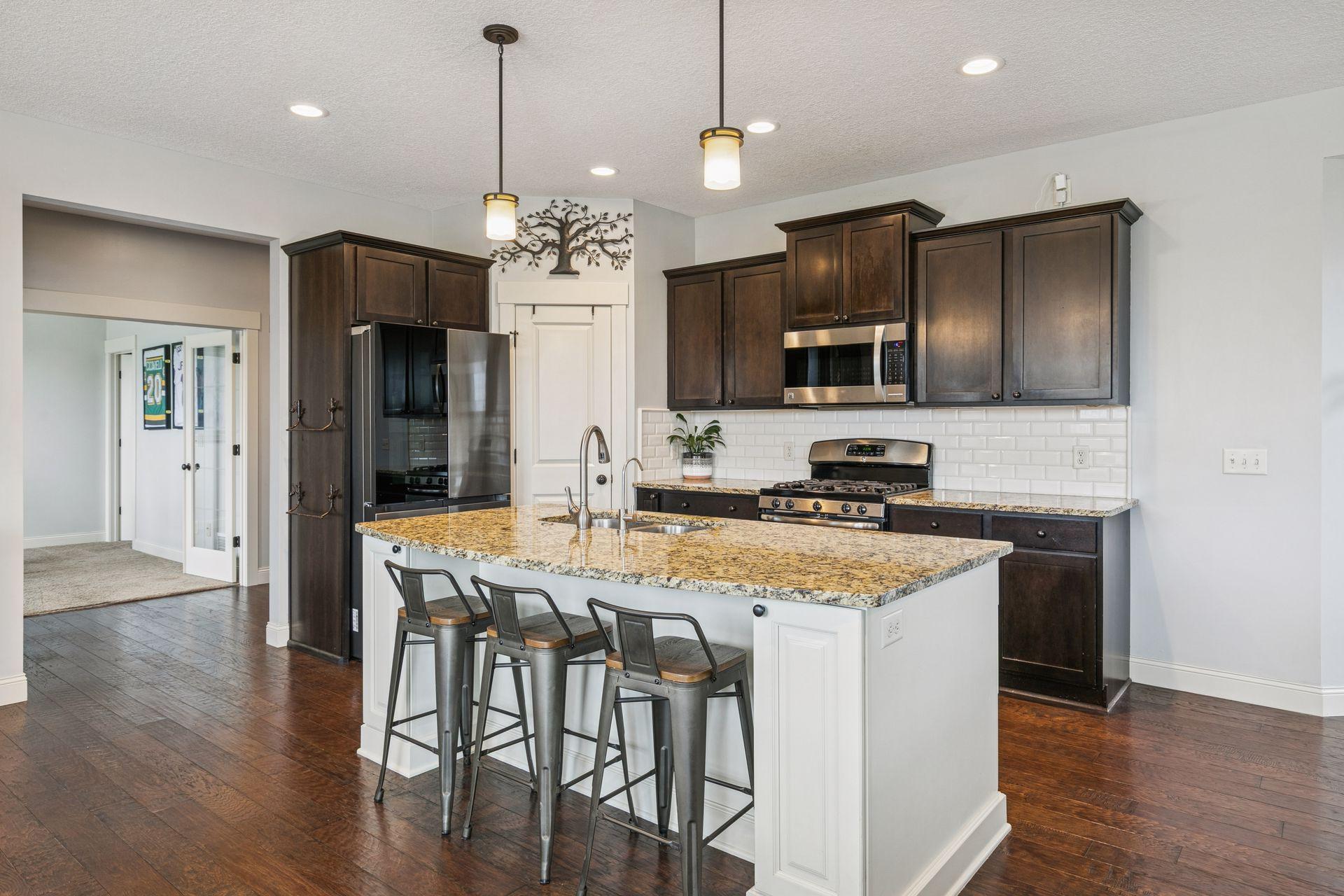 Elko New Market, Minnesota, 55020, United States, 5 Bedrooms Bedrooms, ,3 BathroomsBathrooms,Residential,For Sale,1991827