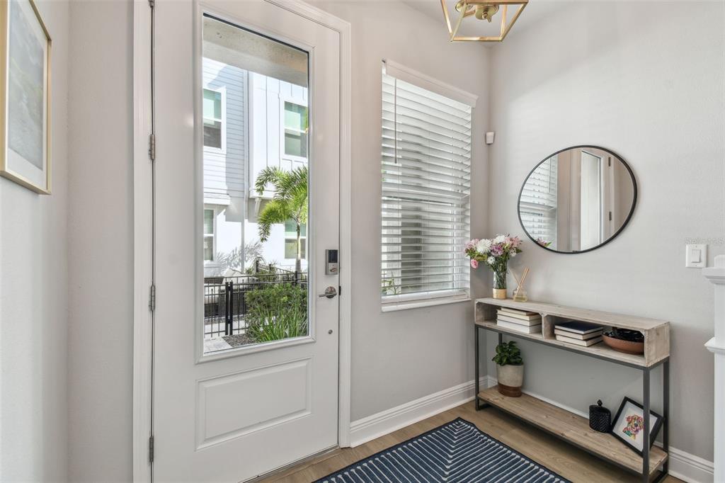 Sarasota, Florida, 34237, United States, 3 Bedrooms Bedrooms, ,4 BathroomsBathrooms,Residential,For Sale,1862311
