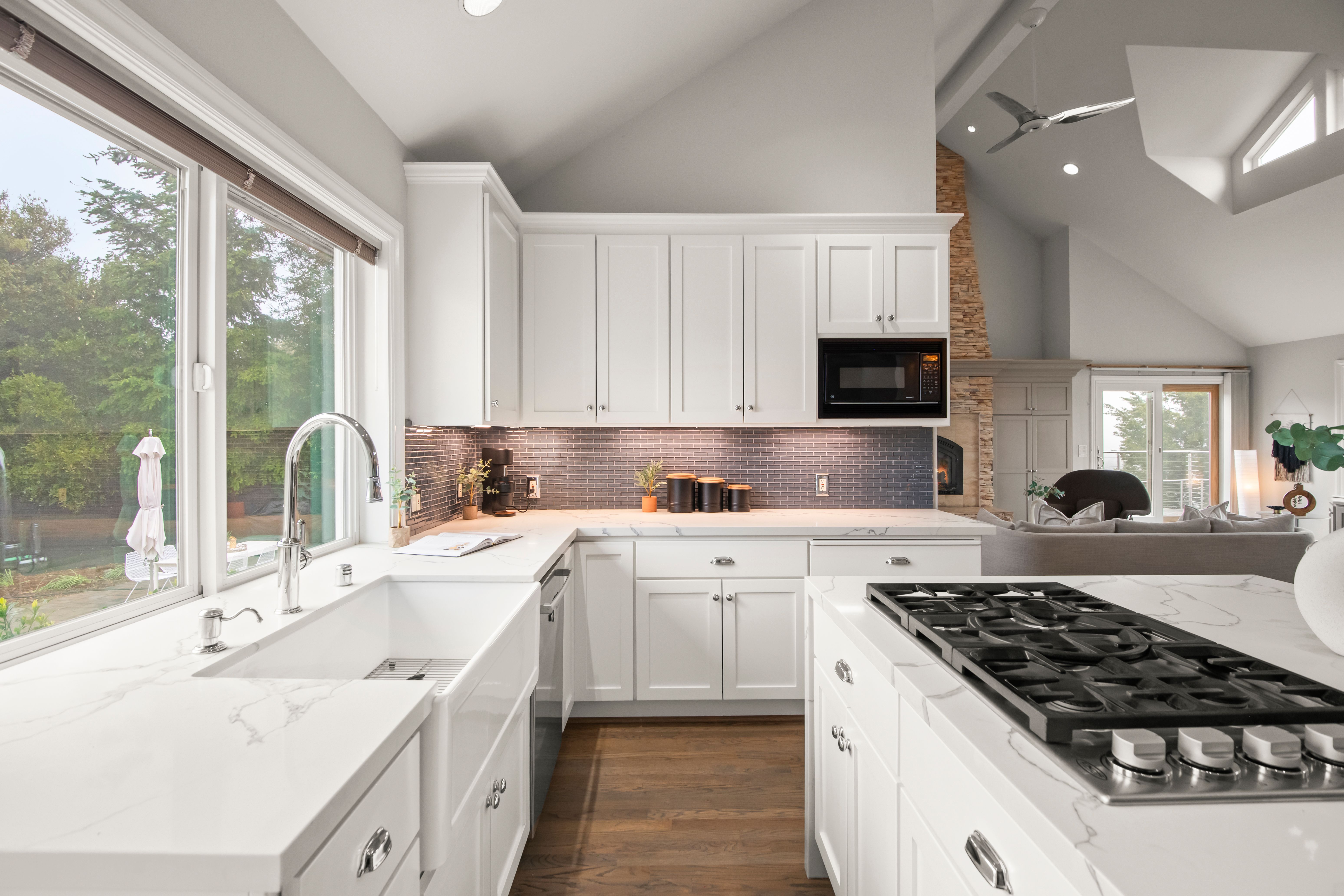  STUNNING, SERENE SARATOGA - 物件實景