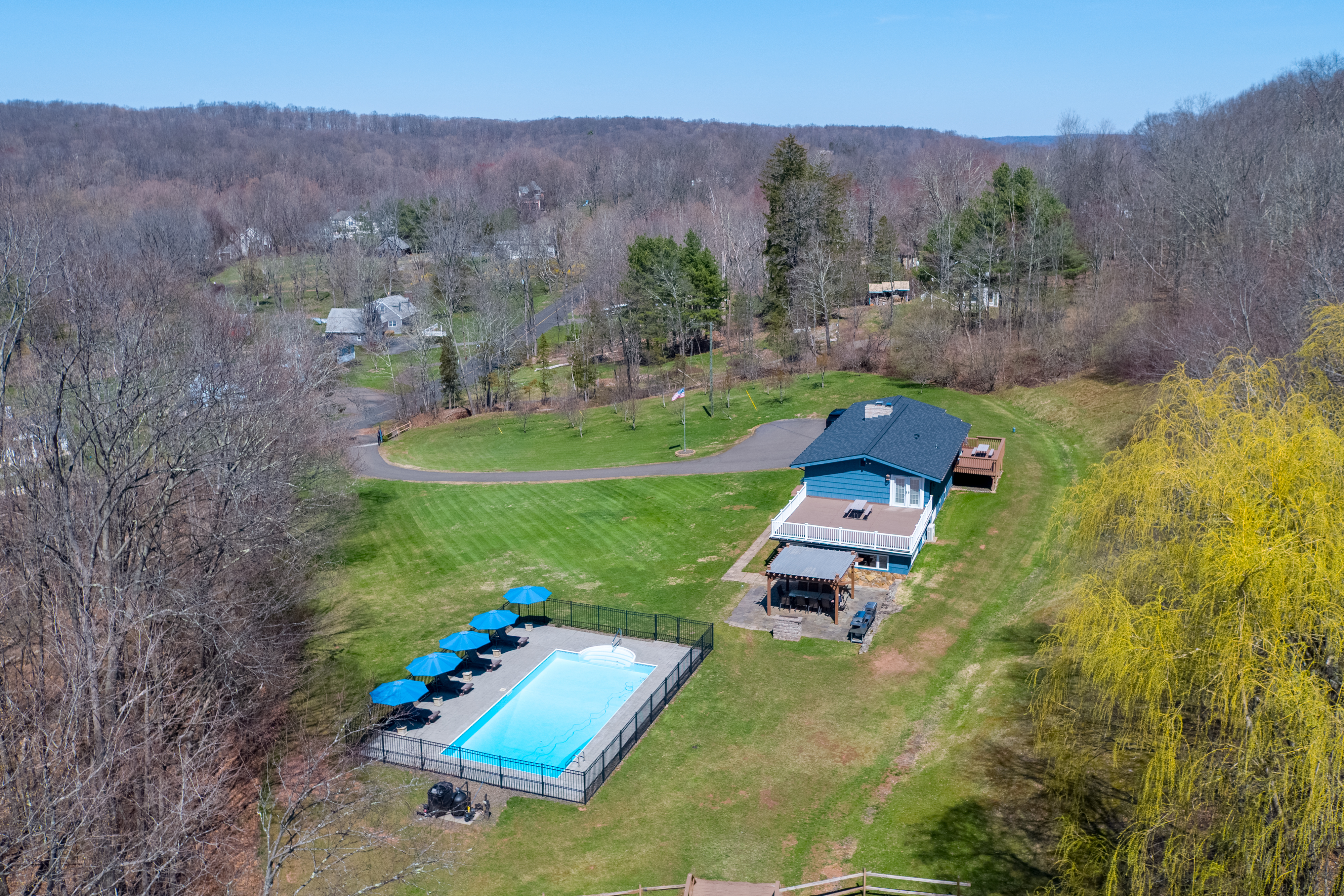  408-r Stage Coach Road - 物件實景