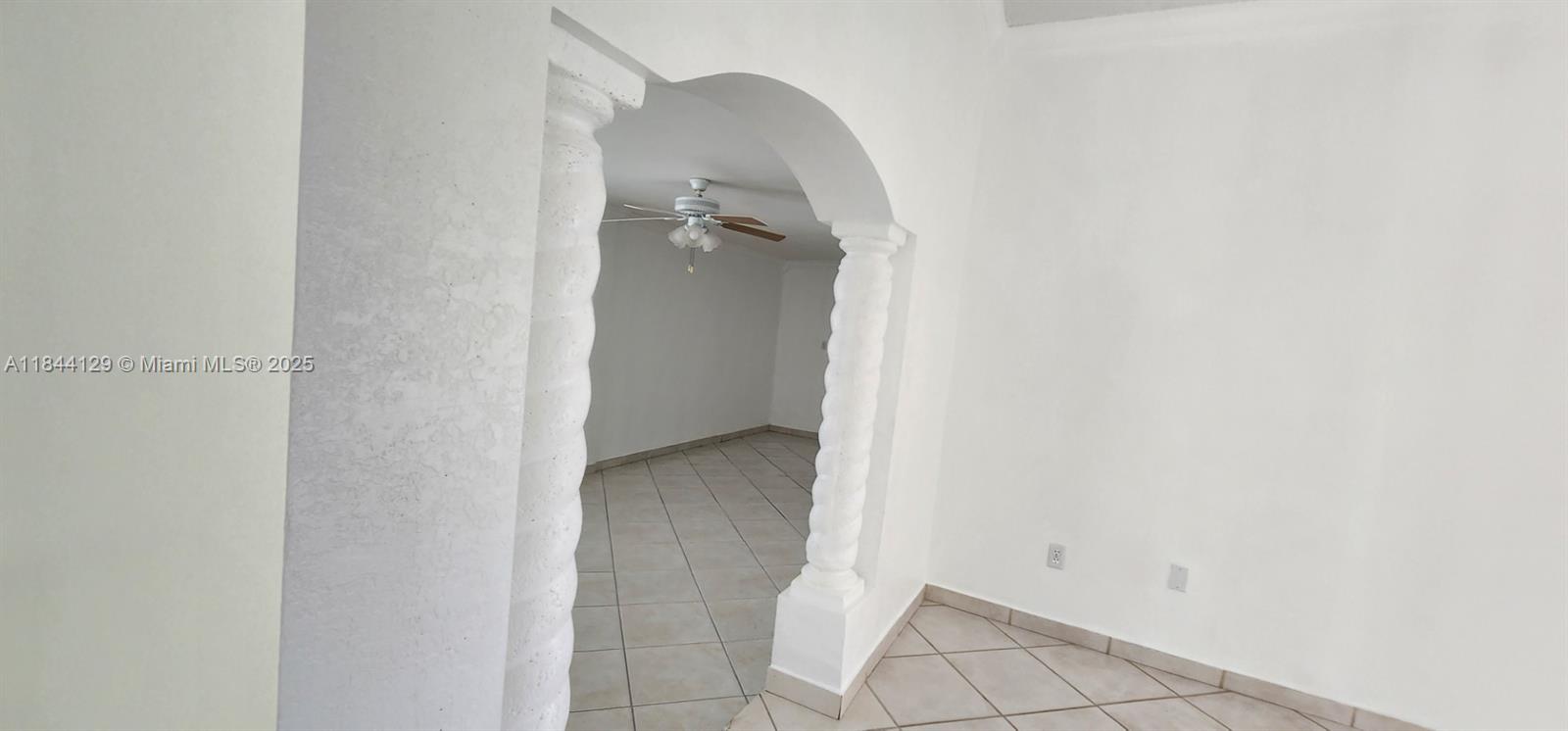 Miami, Florida, 33193, United States, 4 Bedrooms Bedrooms, ,3 BathroomsBathrooms,Residential,For Sale,1898260