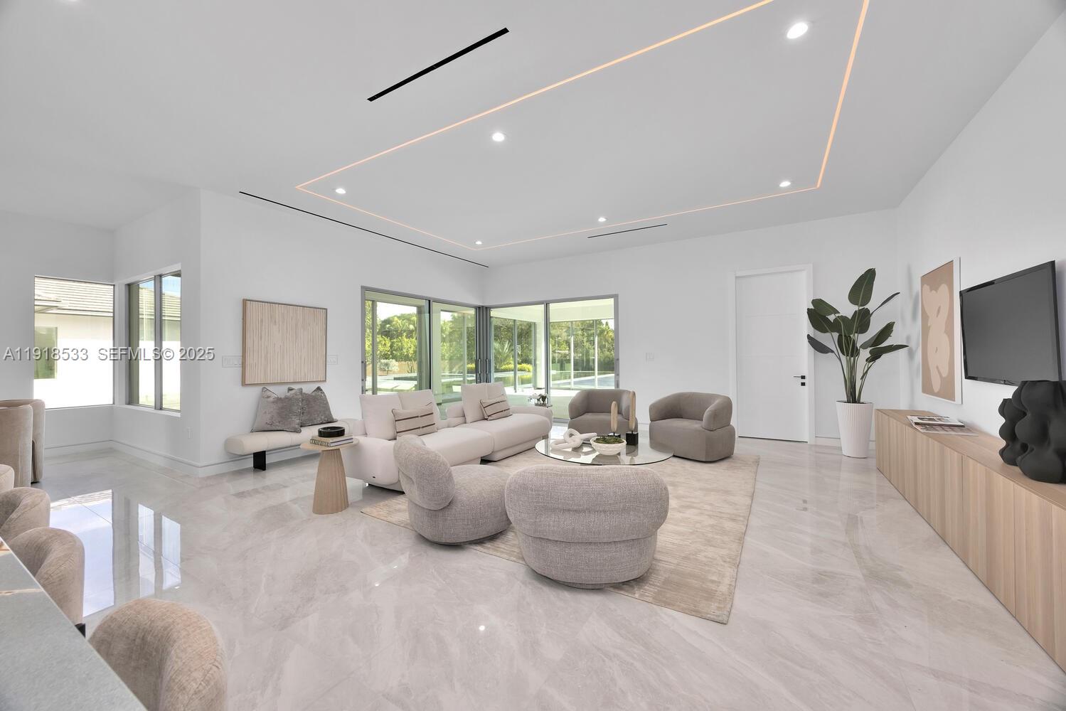 Miami, Florida, 33173, United States, 6 Bedrooms Bedrooms, ,7 BathroomsBathrooms,Residential,For Sale,2001798