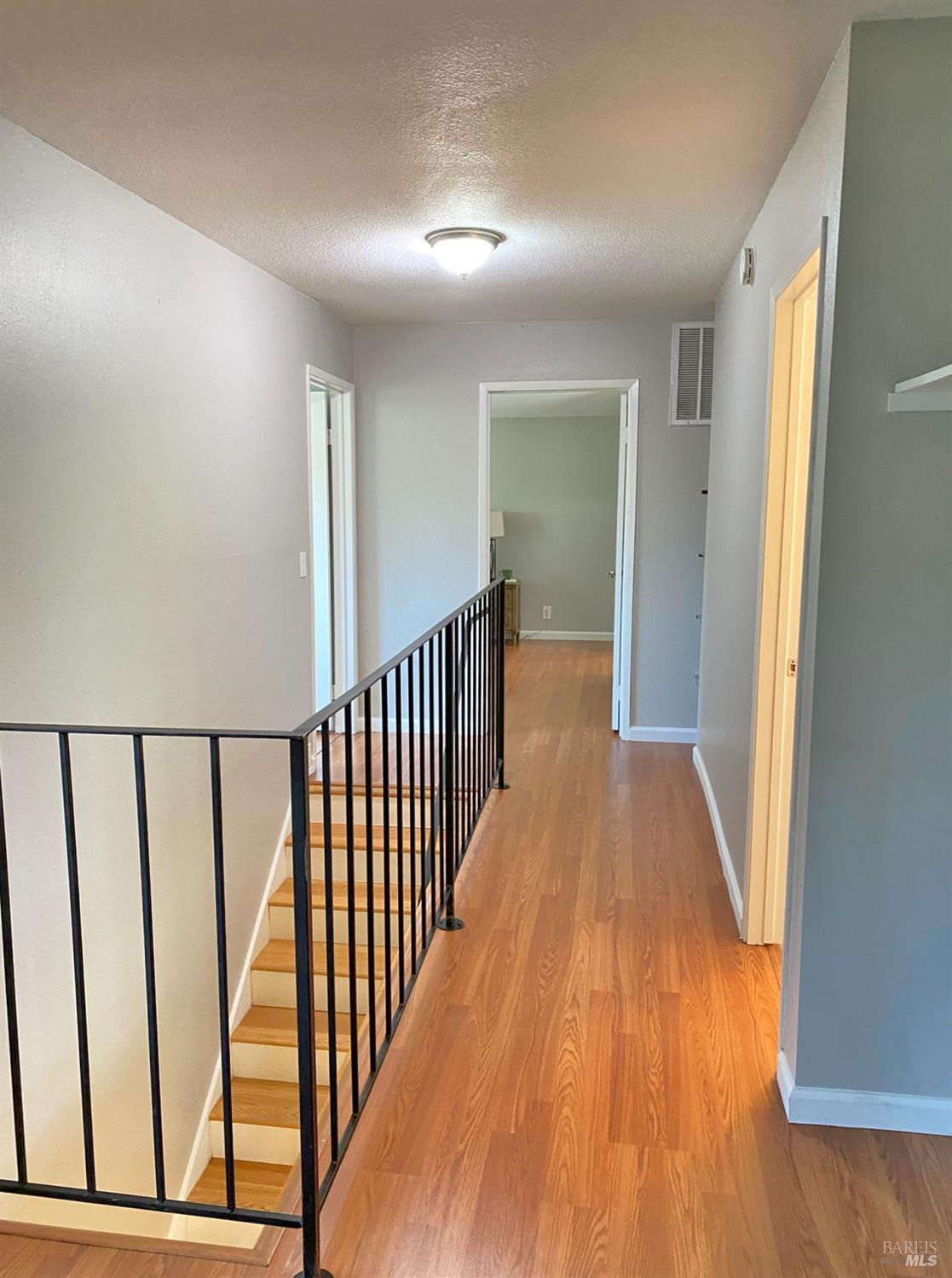 Vacaville, California, 95688, United States, 5 Bedrooms Bedrooms, ,3 BathroomsBathrooms,Residential,For Sale,1911426