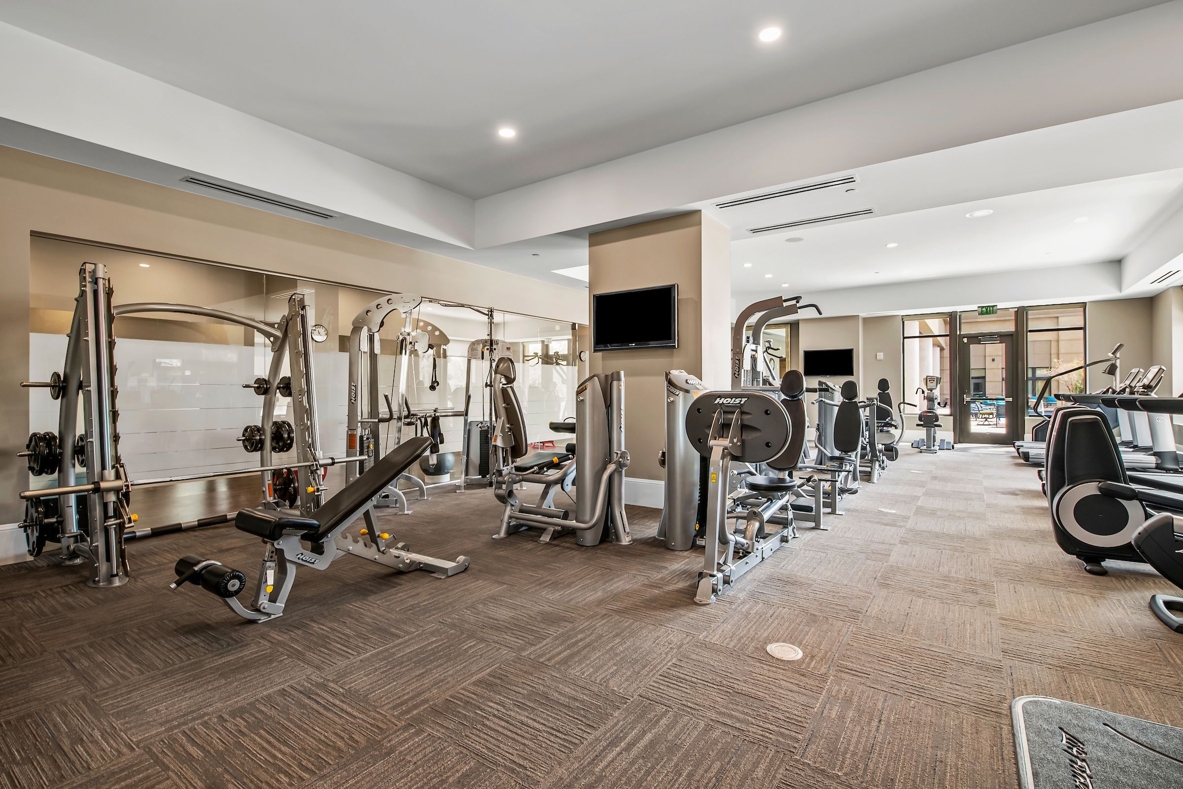  Easy to Transition Between Indoor Comfort and Outdoor Serenity - 物件實景