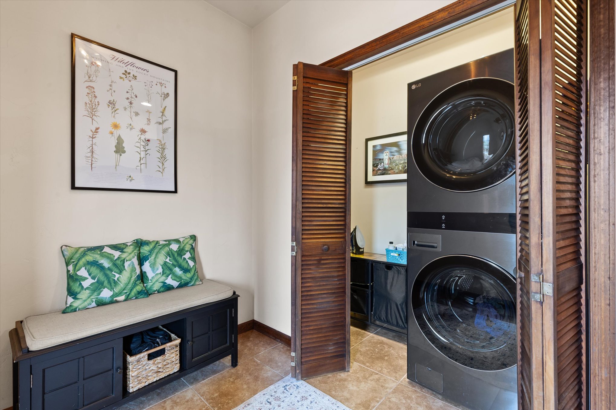  33632 Seneca Trail, Oak Creek, CO, 80467 - 物件實景