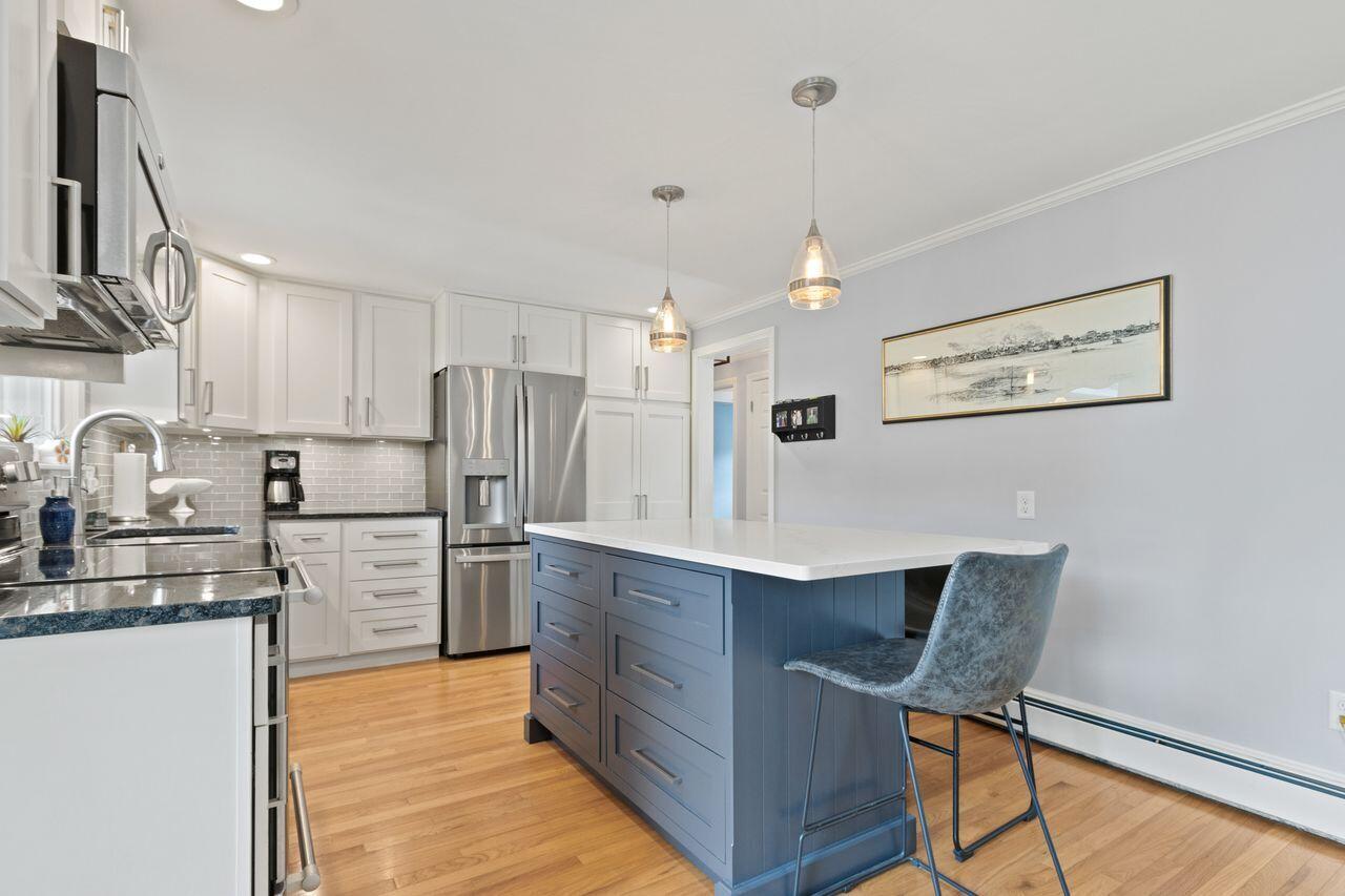 Portland, Maine, 04102, United States, 4 Bedrooms Bedrooms, ,2 BathroomsBathrooms,Residential,For Sale,1918593