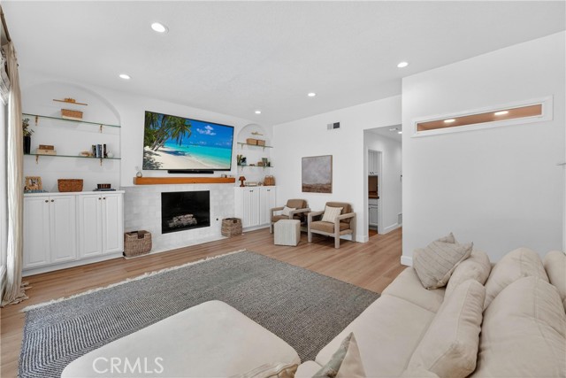 Mission Viejo, California, 92692, United States, 3 Bedrooms Bedrooms, ,3 BathroomsBathrooms,Residential,For Sale,2048848