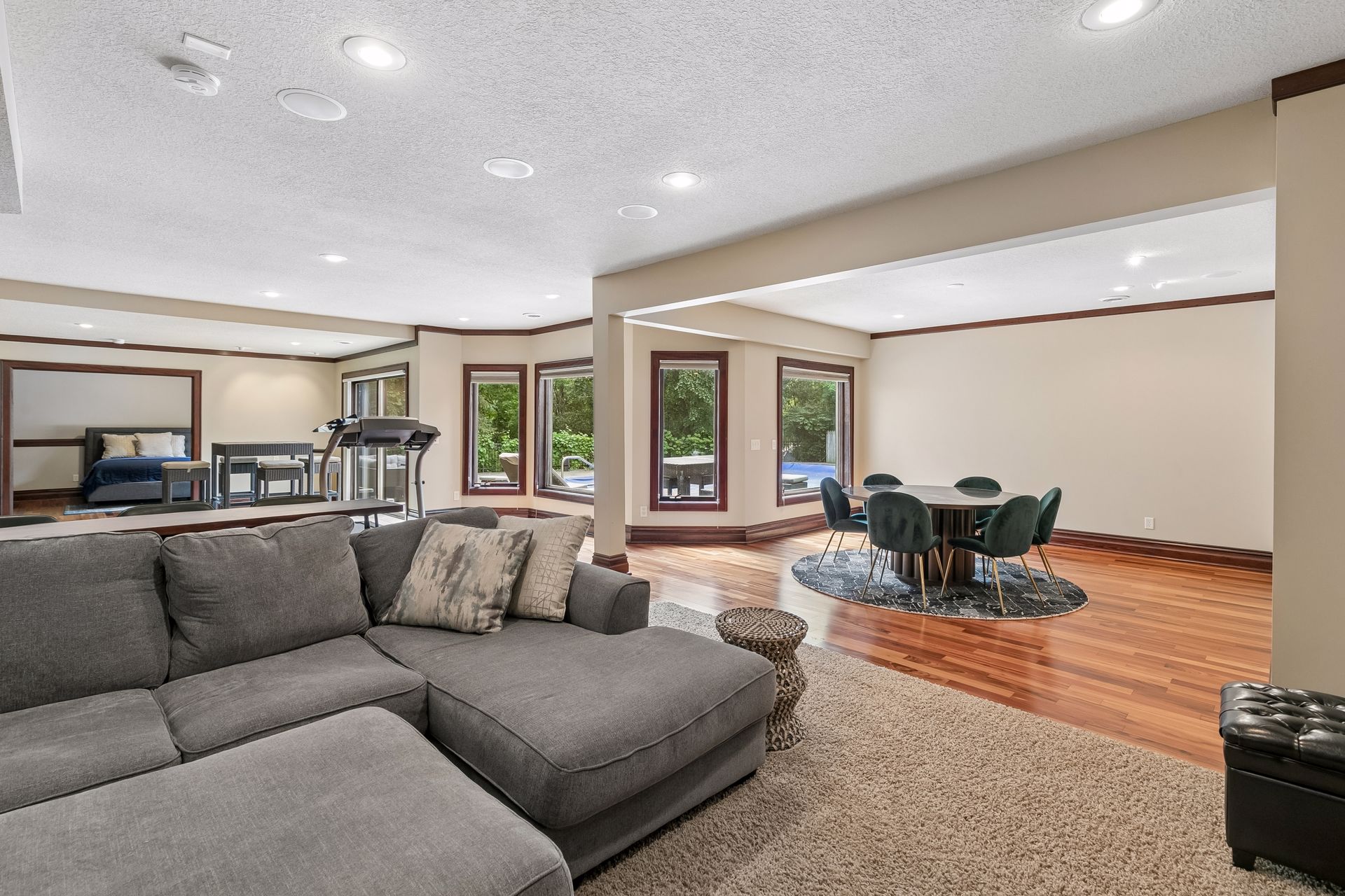  One-of-a-kind wooded retreat in Lakeville - 物件實景