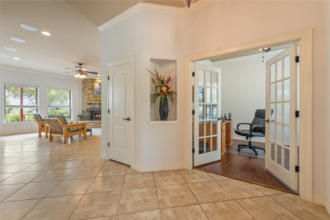 Austin, Texas, 78732, United States, 4 Bedrooms Bedrooms, ,3 BathroomsBathrooms,Residential,For Sale,1911419