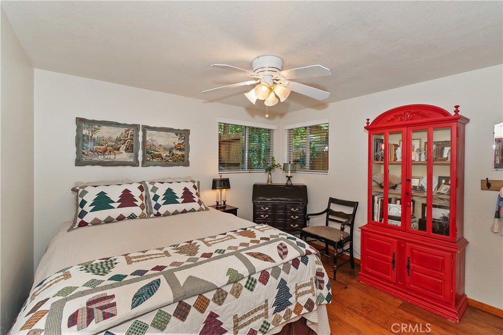 Lake Arrowhead, California, 92352, United States, 3 Bedrooms Bedrooms, ,1 BathroomBathrooms,Residential,For Sale,1988243