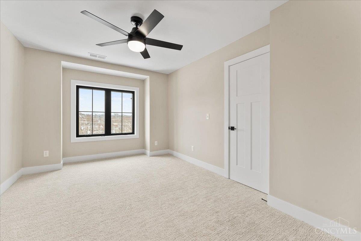 Blue Ash, Ohio, 45241, United States, 4 Bedrooms Bedrooms, ,4 BathroomsBathrooms,Residential,For Sale,2001661