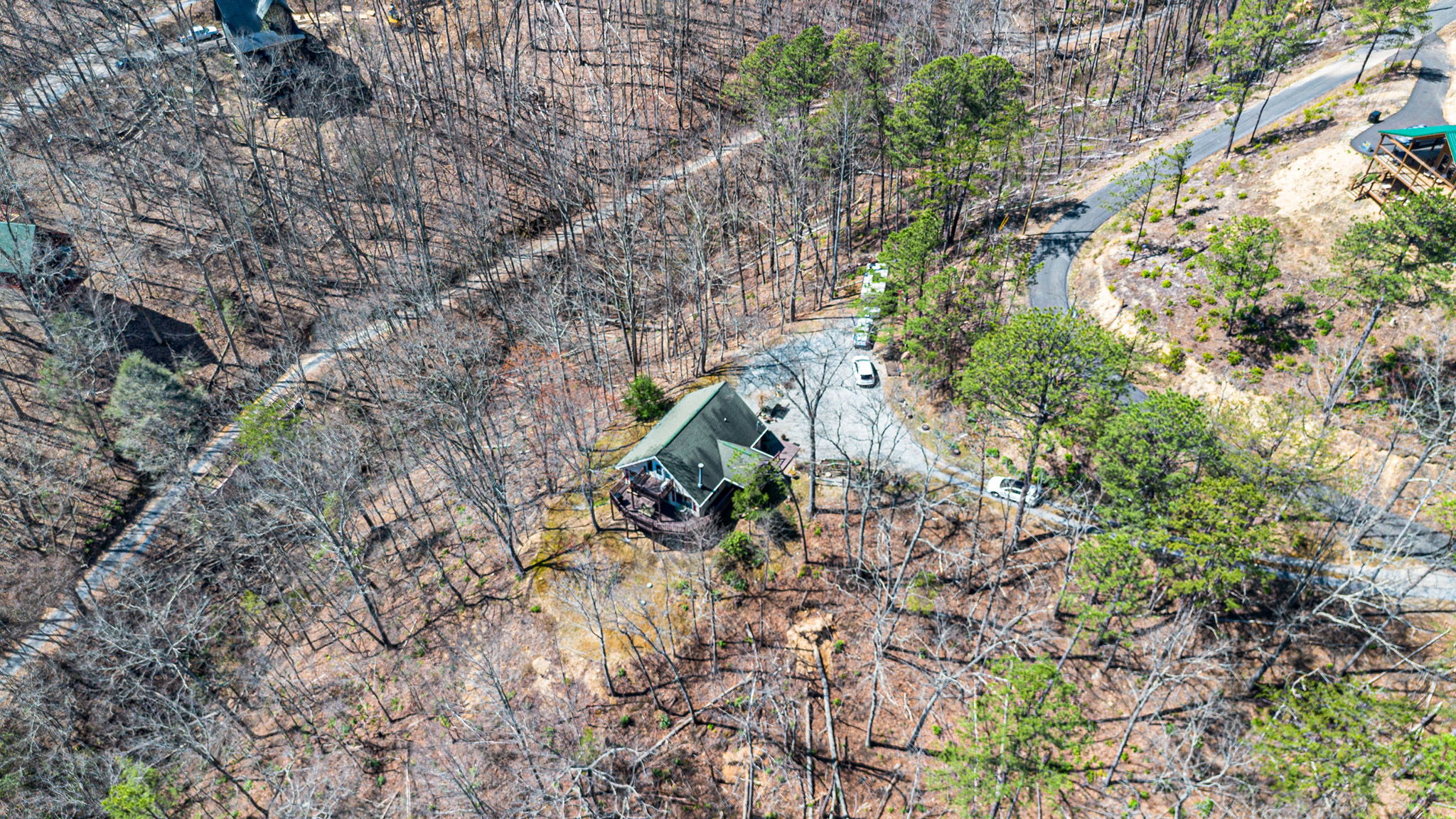 Sevierville, Tennessee, 37862, United States, 2 Bedrooms Bedrooms, ,3 BathroomsBathrooms,Residential,For Sale,1977968