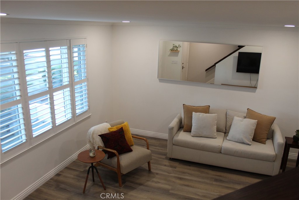 Pasadena, California, 91101, United States, 2 Bedrooms Bedrooms, ,2 BathroomsBathrooms,Residential,For Sale,1944784