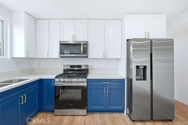 Los Angeles, California, 90011, United States, ,Residential,For Sale,1987008