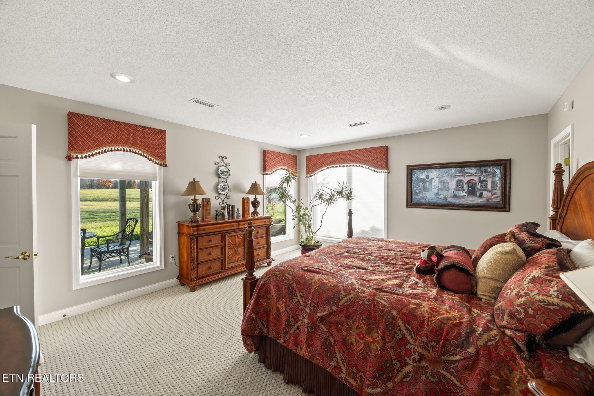 Deer Lodge, Tennessee, 37726, United States, 3 Bedrooms Bedrooms, ,4 BathroomsBathrooms,Residential,For Sale,1996492