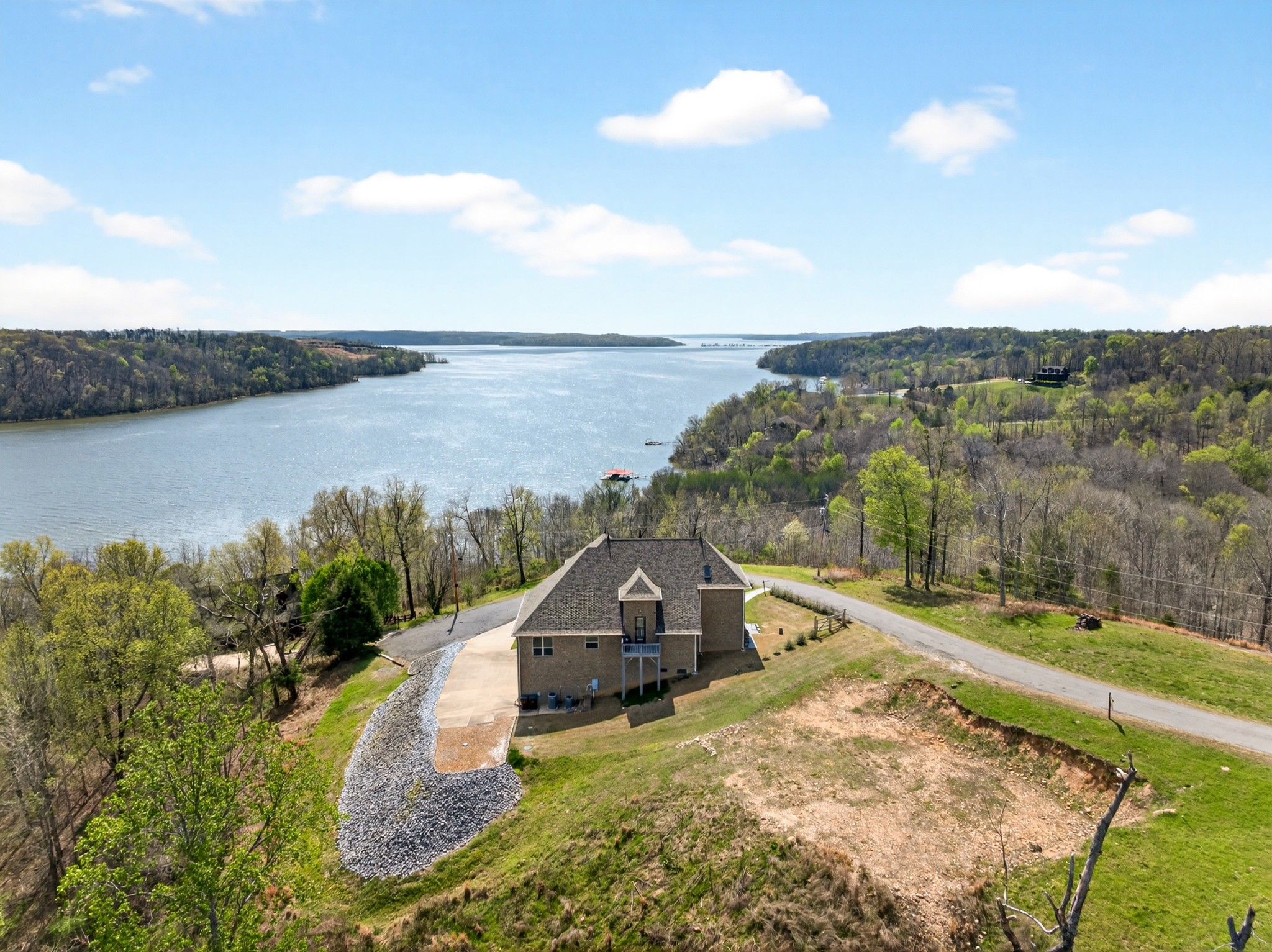 Dover, Tennessee, 37058, United States, 4 Bedrooms Bedrooms, ,3 BathroomsBathrooms,Residential,For Sale,2033493