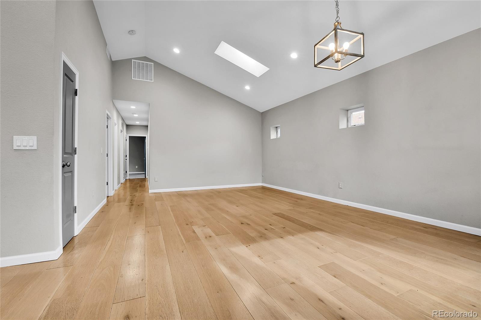 Denver, Colorado, 80220, United States, 3 Bedrooms Bedrooms, ,1 BathroomBathrooms,Residential,For Sale,1932053