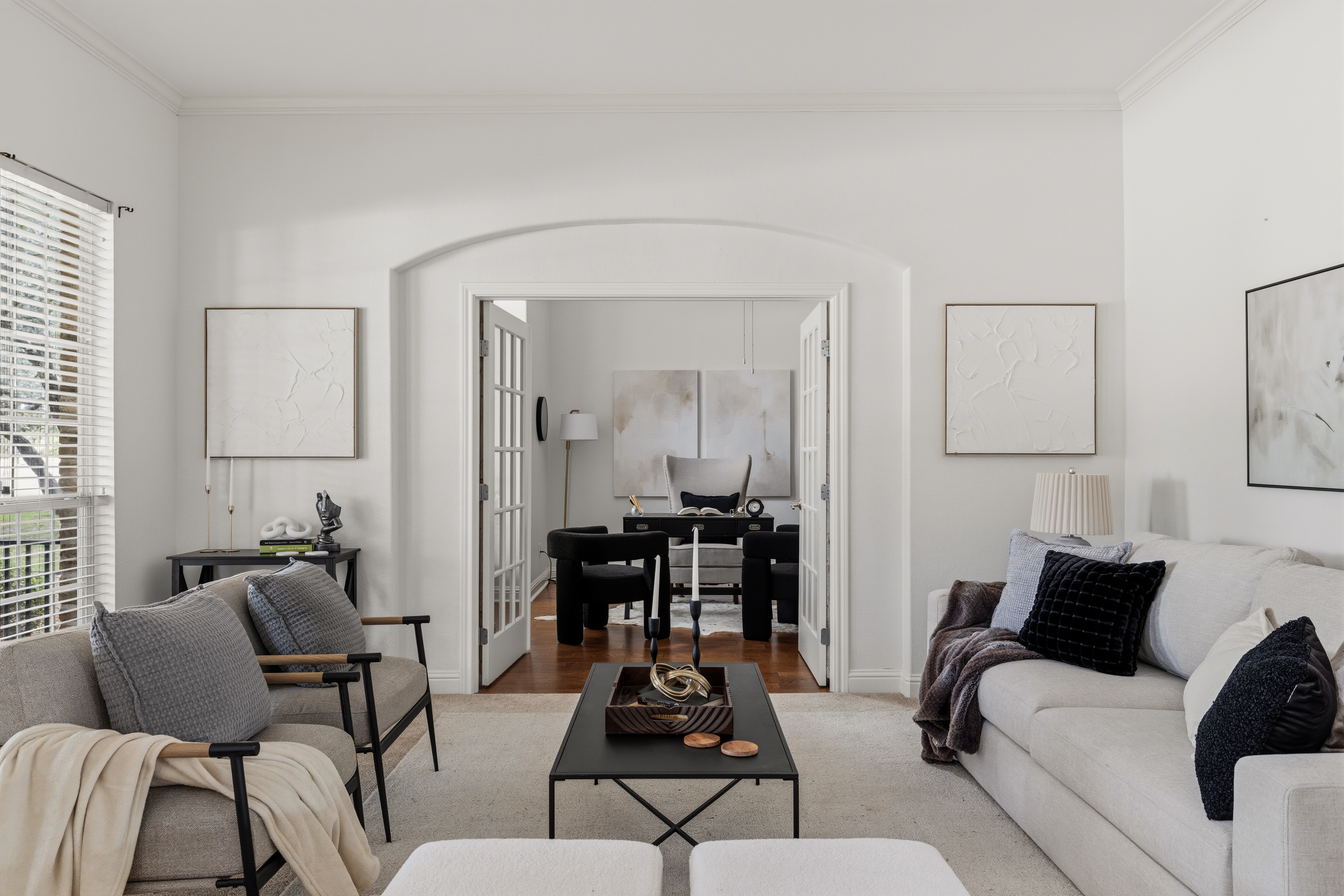  Elegant Luxury Backing to Pristine Greenbelt with Hill Country Views - 物件實景
