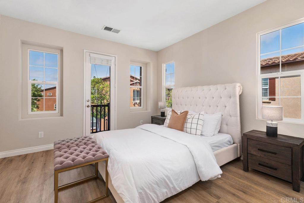 San Diego, California, 92130, United States, 3 Bedrooms Bedrooms, ,3 BathroomsBathrooms,Residential,For Sale,1885415