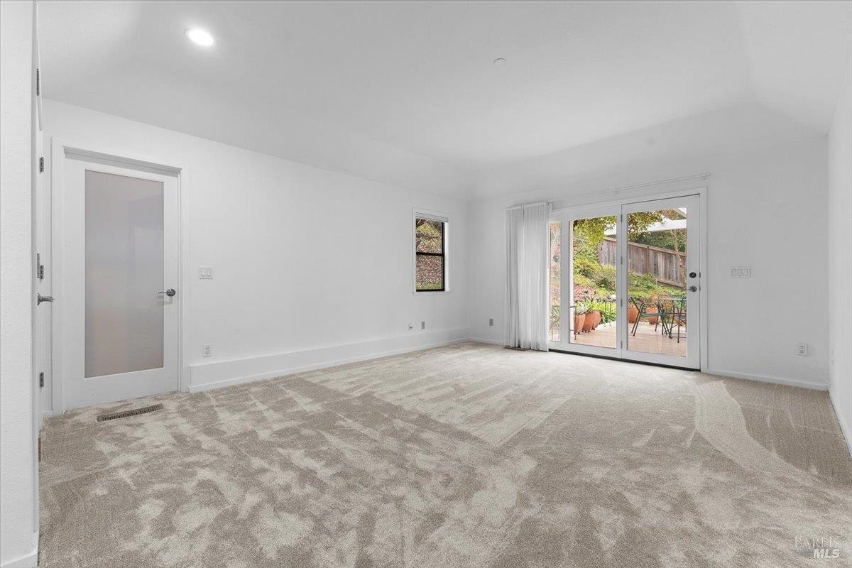 Santa Rosa, California, 95409, United States, 3 Bedrooms Bedrooms, ,2 BathroomsBathrooms,Residential,For Sale,2006372