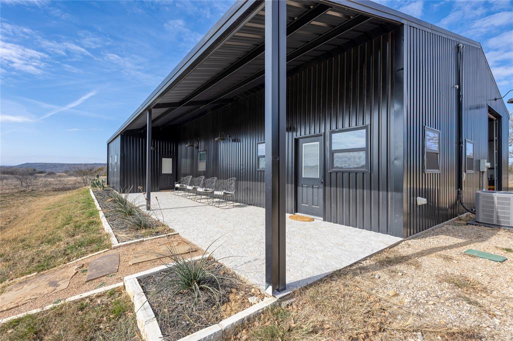 Mineral Wells, Texas, 76067, United States, 3 Bedrooms Bedrooms, ,2 BathroomsBathrooms,Residential,For Sale,2012284