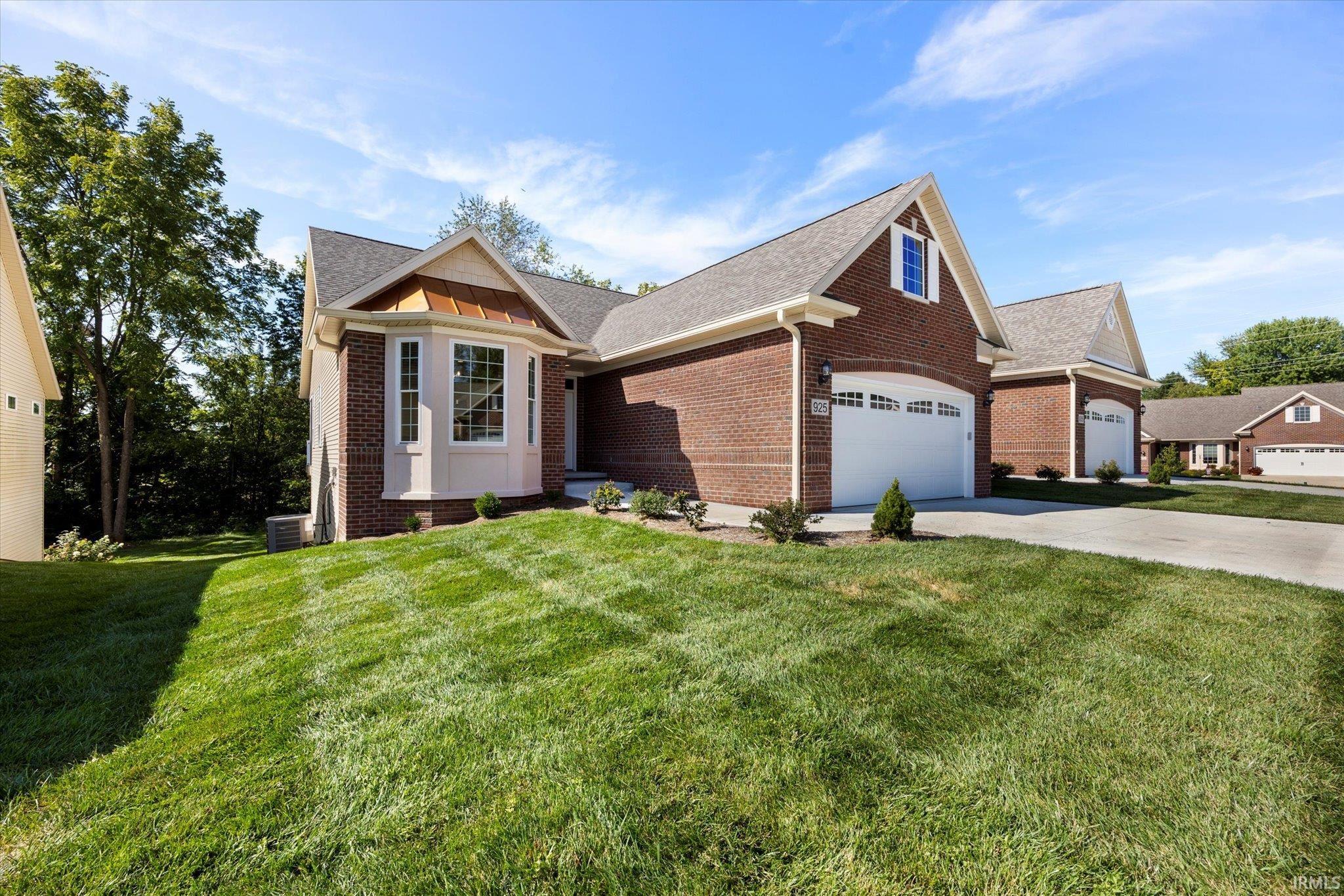 Bloomington, Indiana, 47401, United States, 3 Bedrooms Bedrooms, ,3 BathroomsBathrooms,Residential,For Sale,1977138