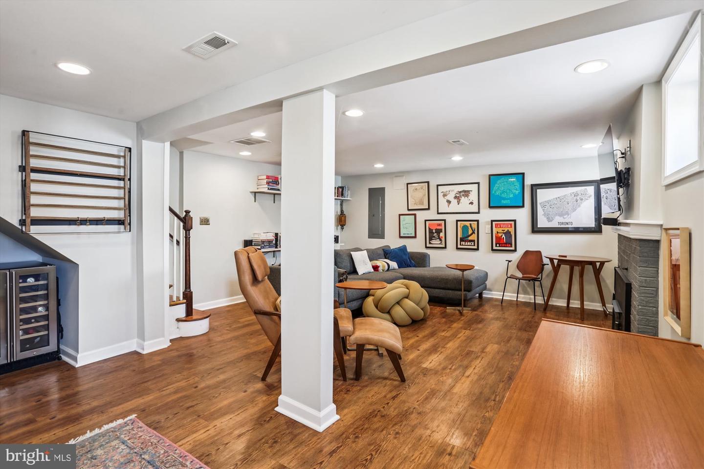 Washington, District of Columbia, 20011, United States, 3 Bedrooms Bedrooms, ,4 BathroomsBathrooms,Residential,For Sale,1941058