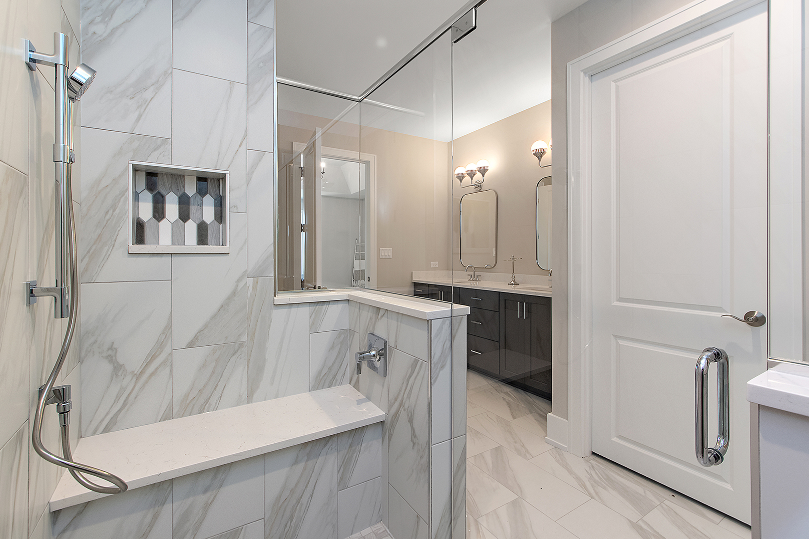 Orland Park, Illinois, 60467, United States, 2 Bedrooms Bedrooms, ,2 BathroomsBathrooms,Residential,For Sale,1977493