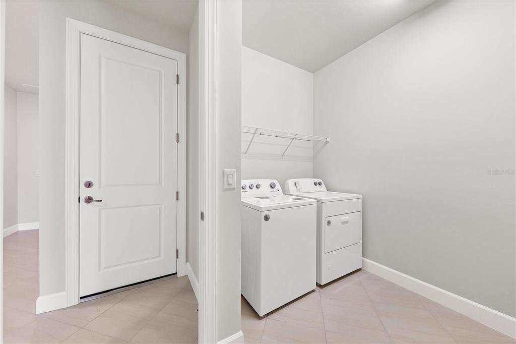 Bradenton, Florida, 34211, United States, 5 Bedrooms Bedrooms, ,4 BathroomsBathrooms,Residential,For Sale,2001693