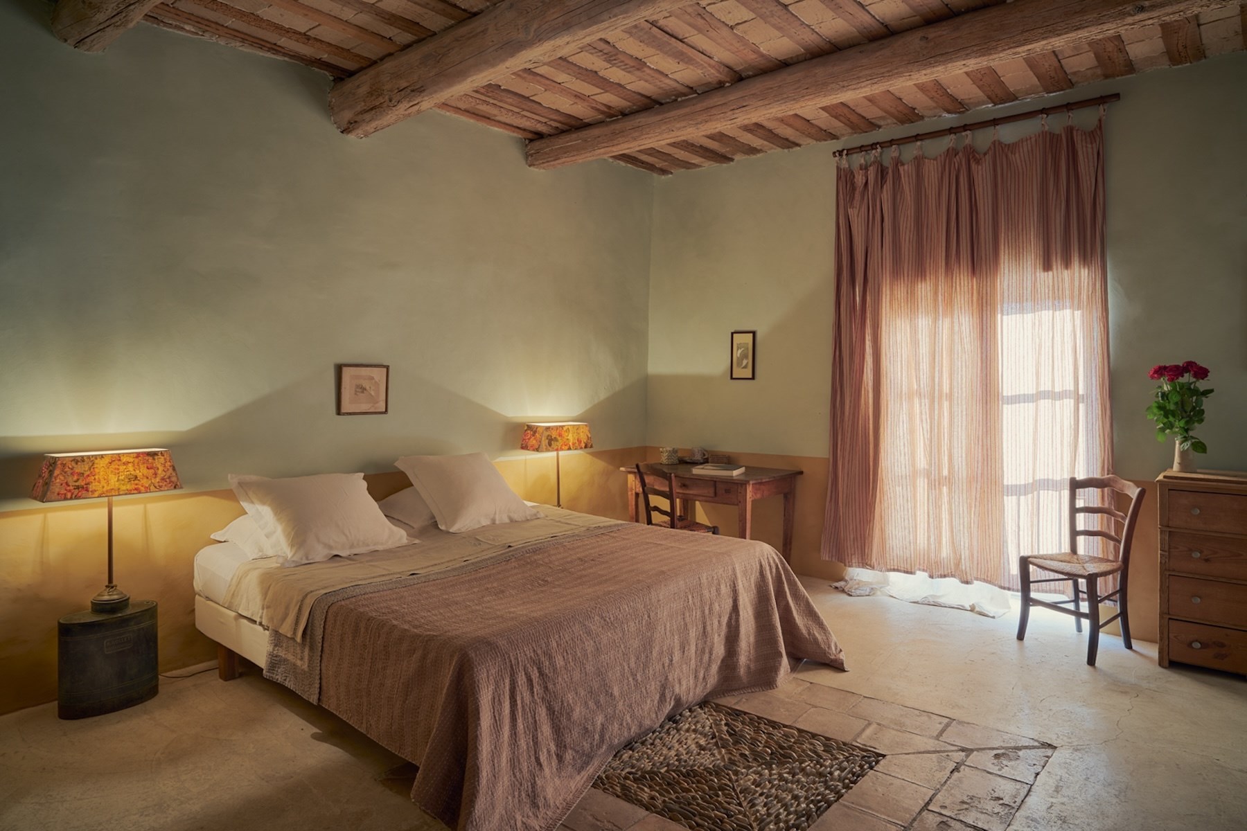  Just minutes from Uzès – Character property with Provençal charm, generous volu… - 物件實景