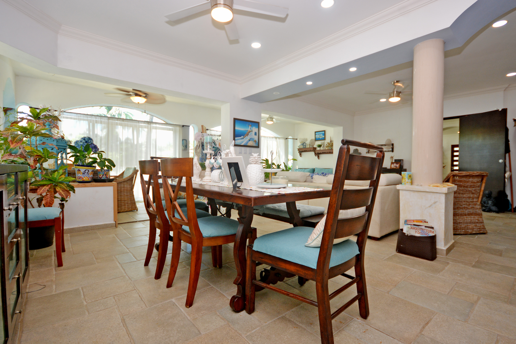  DUPLEX 8 BEDROOM HOME NEAR THE BEACH - 物件實景