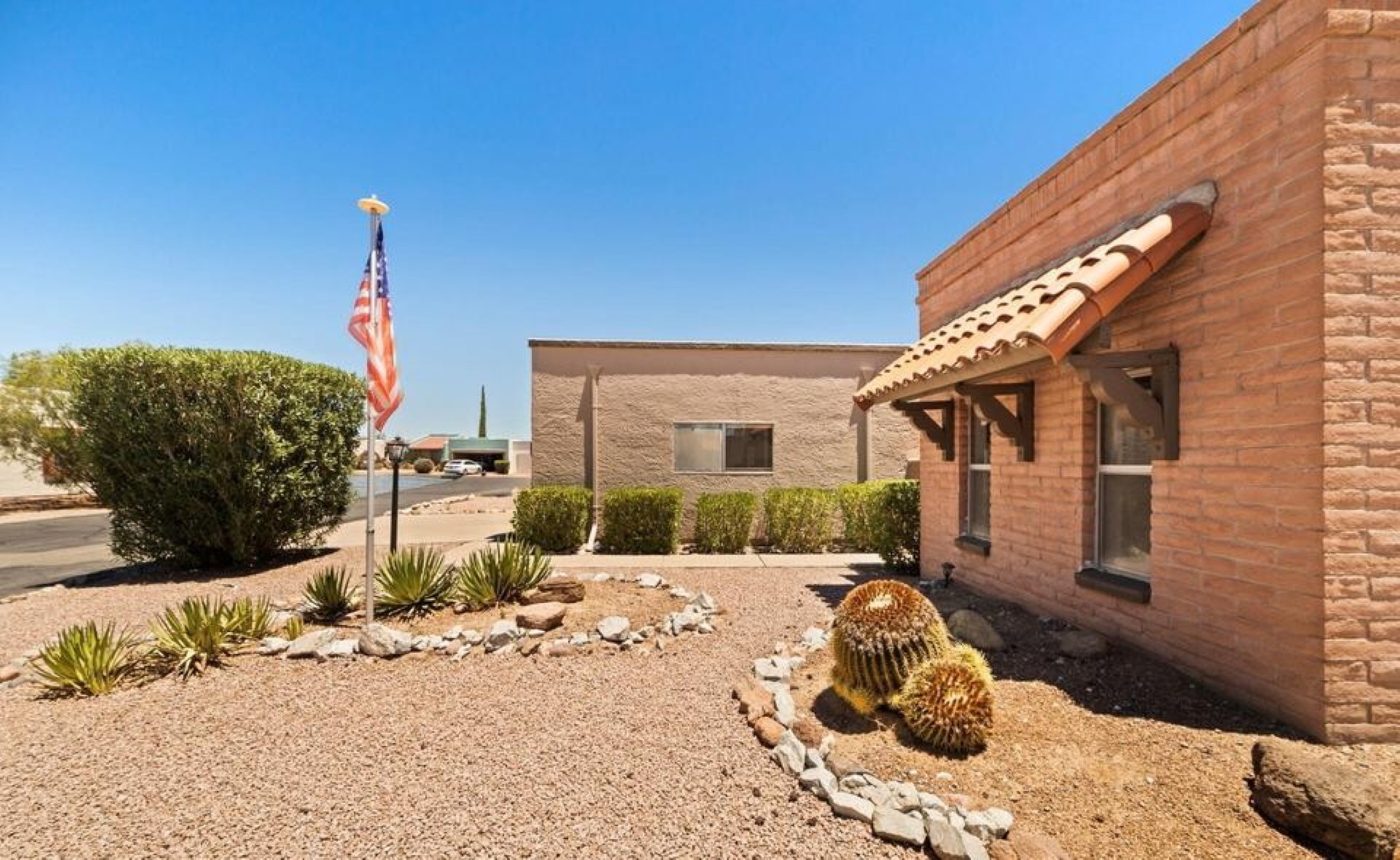  320 E Paseo Verde, Green Valley, AZ 85614 - 物件實景