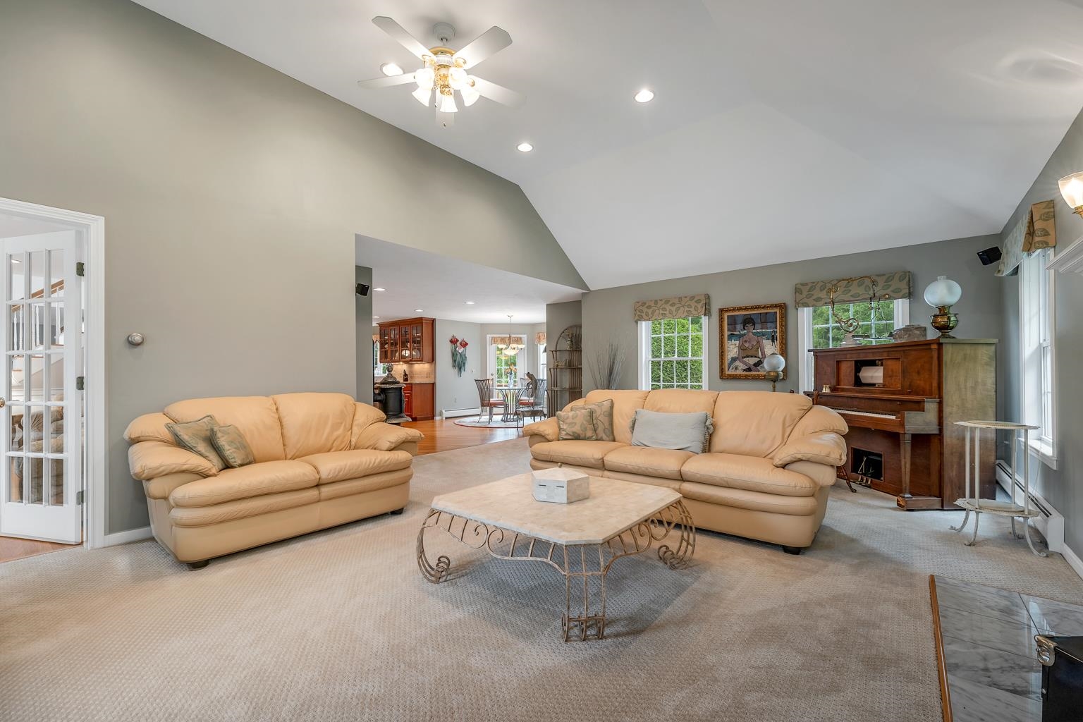 Gilford, New Hampshire, 03249, United States, 4 Bedrooms Bedrooms, ,4 BathroomsBathrooms,Residential,For Sale,1857235