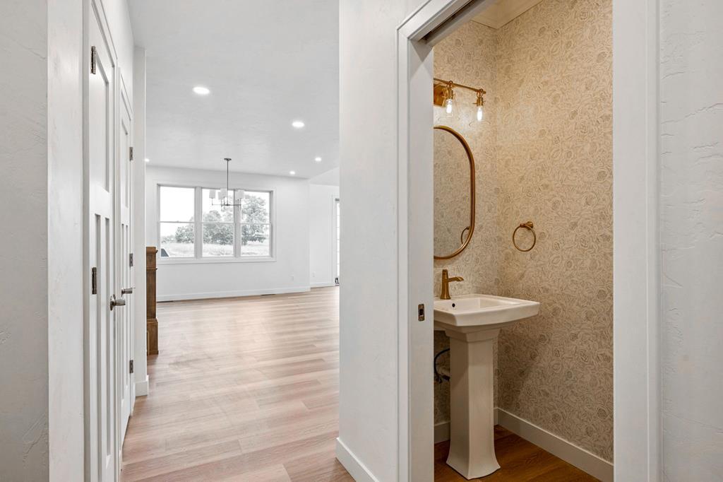 7162 A Ida Red Rd, Egg Harbor, Wisconsin, 54209, United States, 3 Bedrooms Bedrooms, ,4 BathroomsBathrooms,Residential,For Sale,7162 A Ida Red Rd,1608440