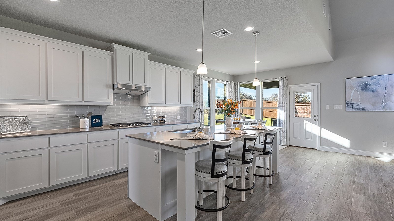 Grand Prairie, Texas, 76065, United States, 4 Bedrooms Bedrooms, ,3 BathroomsBathrooms,Residential,For Sale,2001463