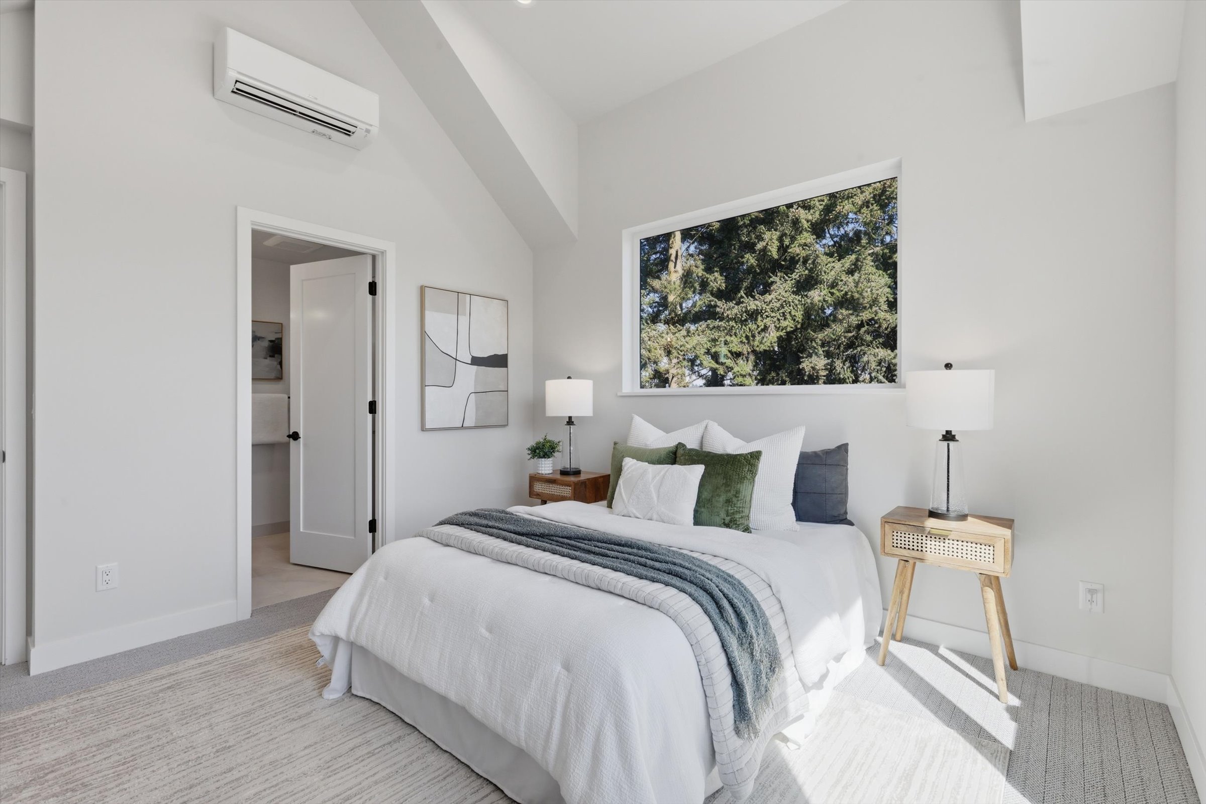  4233 S Bradford St, Seattle, WA 98118 - 物件實景