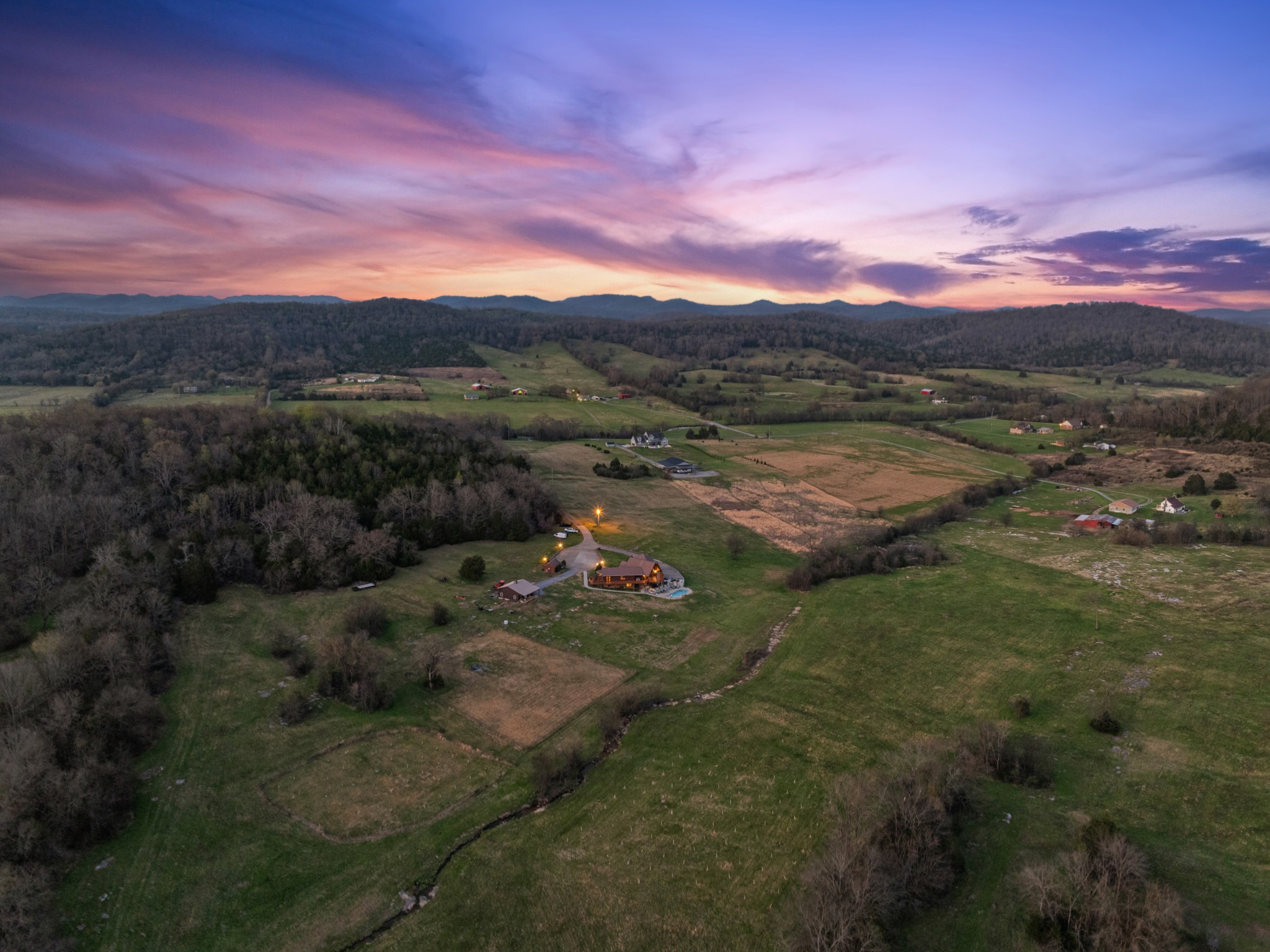  2063 Kennedy Creek Rd, Auburntown, TN, 37016 - 物件實景