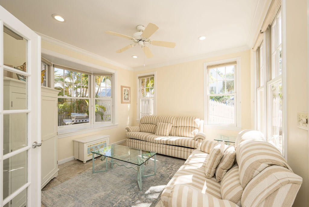 KEY WEST, Florida, 33040, United States, 5 Bedrooms Bedrooms, ,4 BathroomsBathrooms,Residential,For Sale,1847145