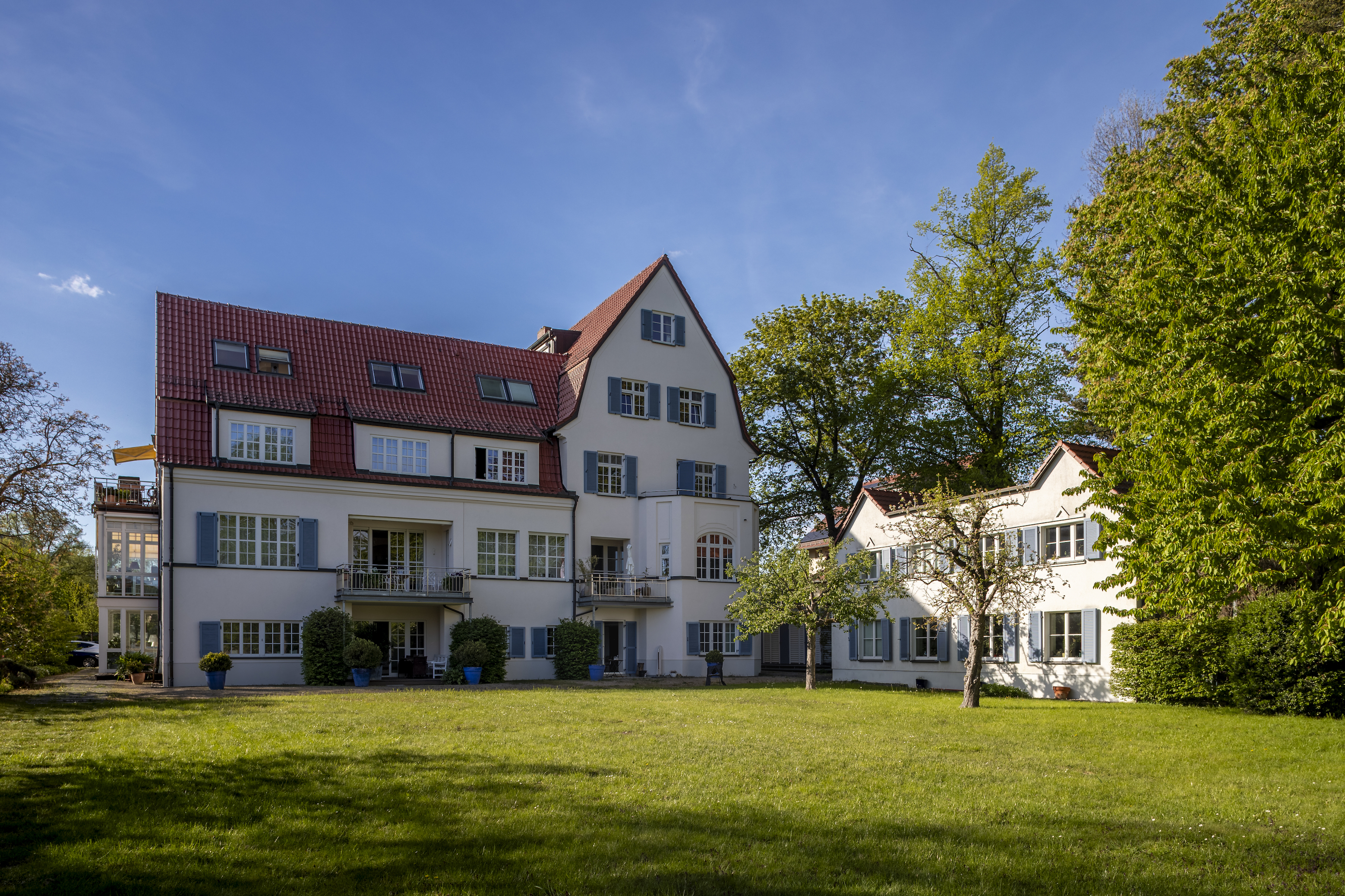  A Retreat by the Water – Architecturally Refined, Exceptionally Open - 物件實景