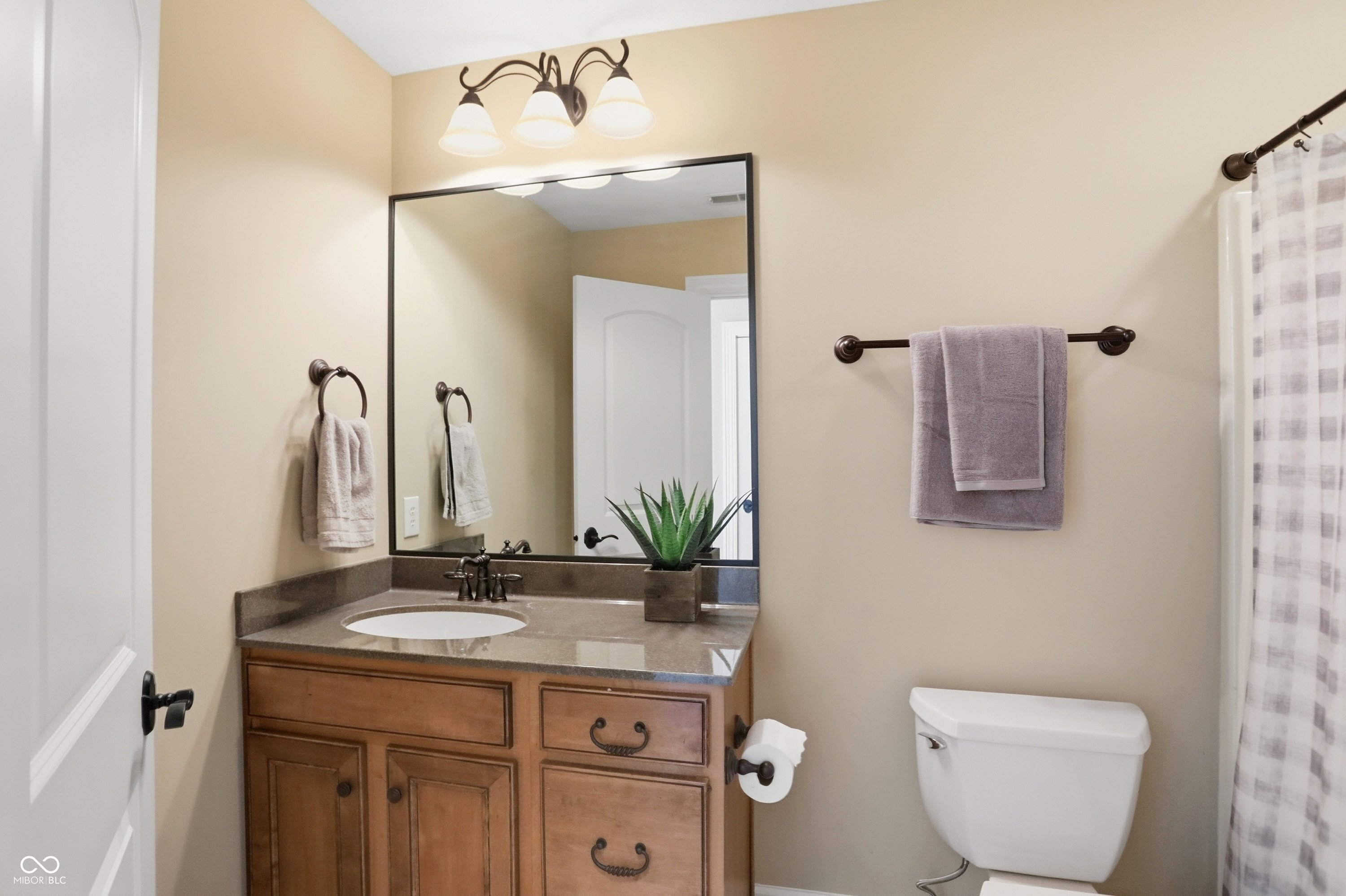 Carmel, Indiana, 46033, United States, 5 Bedrooms Bedrooms, ,6 BathroomsBathrooms,Residential,For Sale,1988622