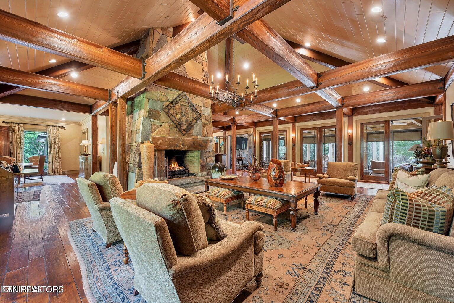 Louisville, Tennessee, 37777, United States, 3 Bedrooms Bedrooms, ,4 BathroomsBathrooms,Residential,For Sale,1995575