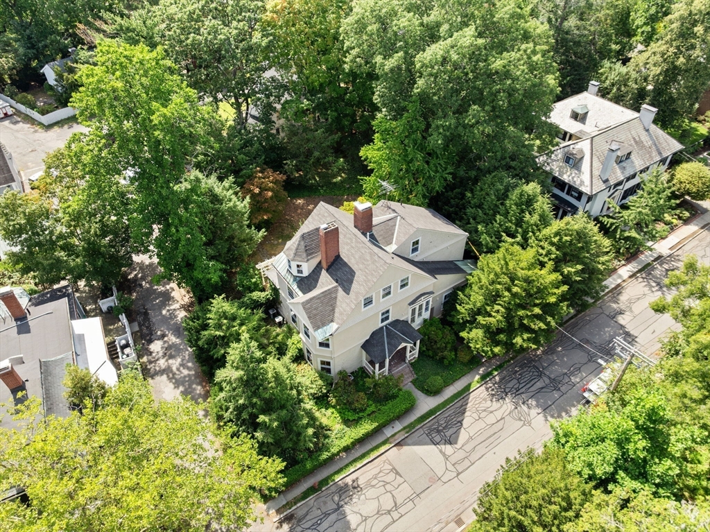 Cambridge, Massachusetts, 02138, United States, 6 Bedrooms Bedrooms, ,4 BathroomsBathrooms,Residential,For Sale,1947973